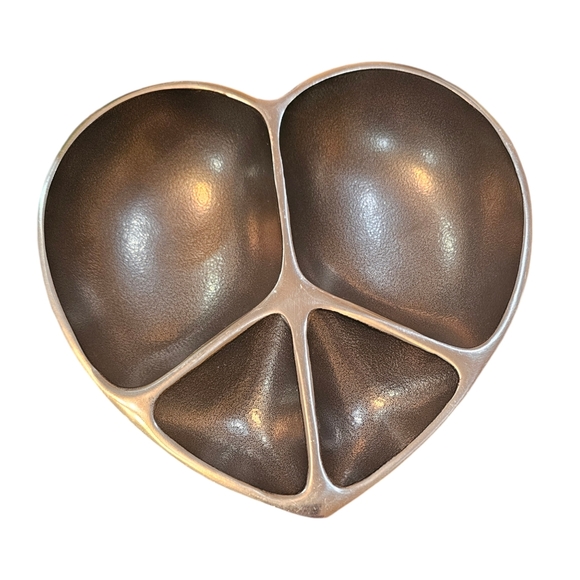 Heart-Shaped Divided Love & Peace Nut & Candy Serving Dish Inspired Generations - Picture 5 of 6